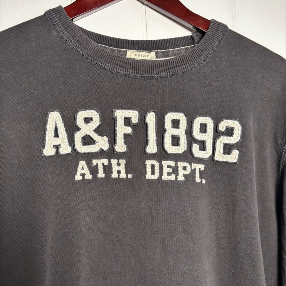 Abercrombie & Fitch Mens Muscle Fit Long Sleeve Gray Sz XL Preppy Academia Y2K